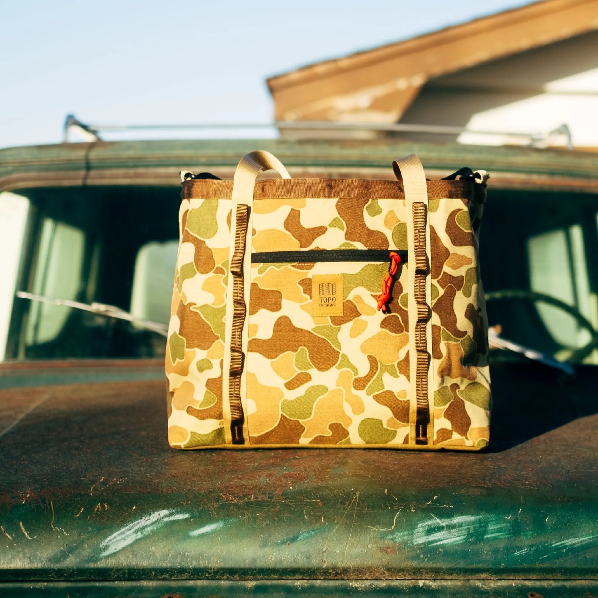Mountain Utility Tote Duck Camo