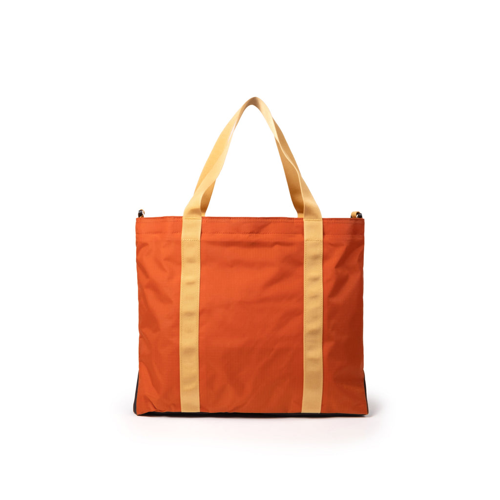 Mountain Essential Tote